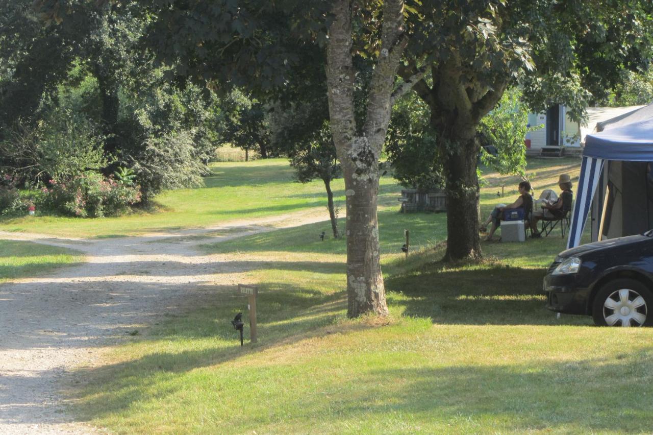 Camping La Bergerie Hotel La Chapelle-Achard Exterior foto